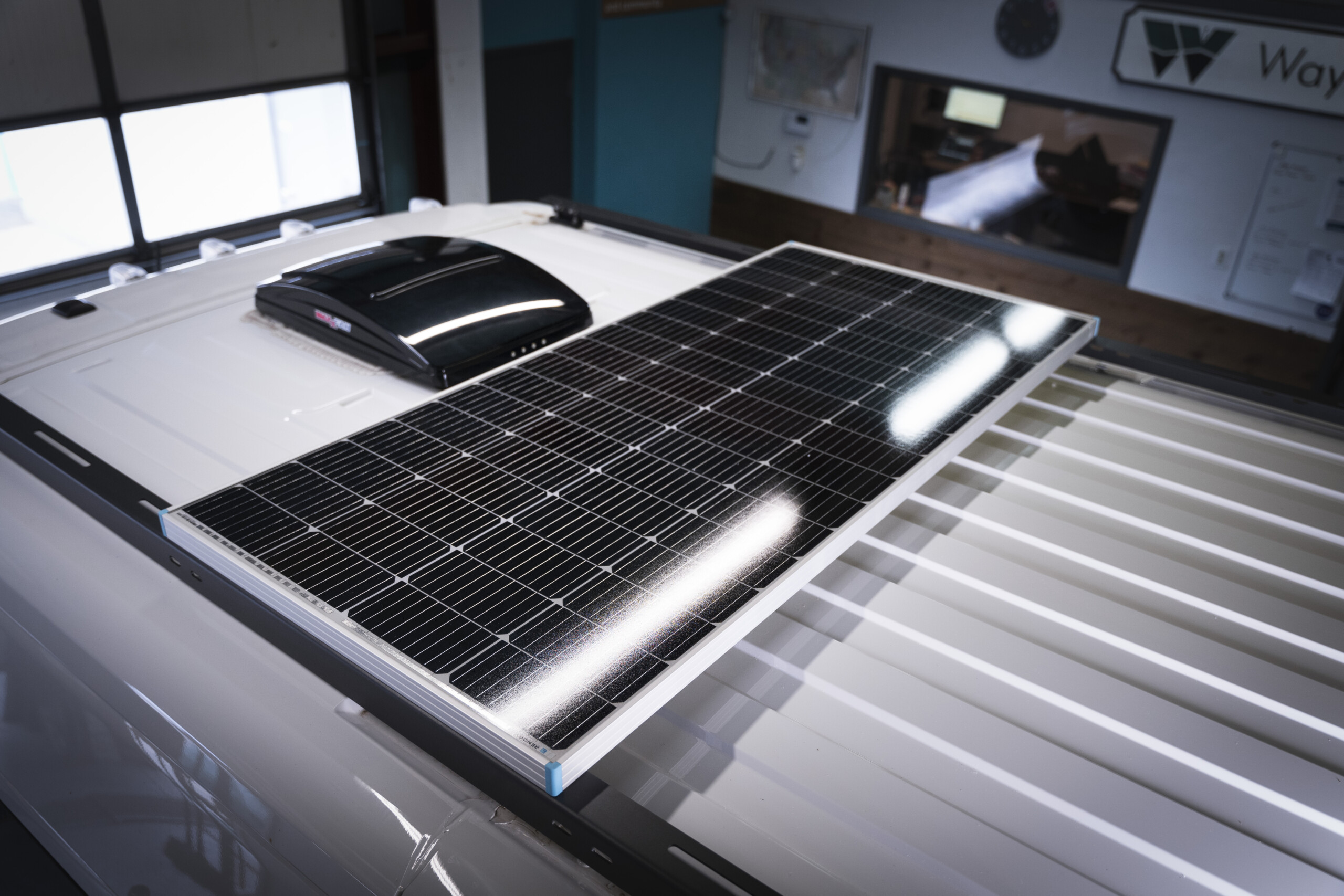 Sunbrero Solar Charging Kit image 4